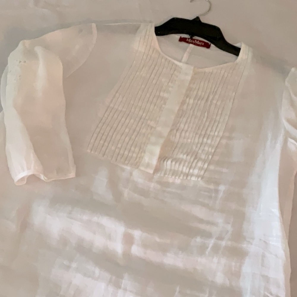 MAXMARA Beautiful blouse NEW Condition